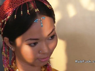 Thai masseuse bangs her client
