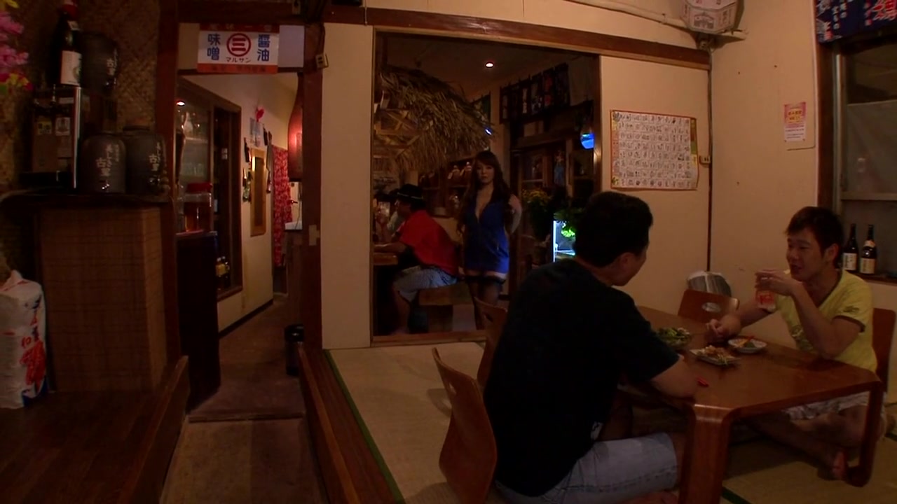 Hitomi At The Izakaya.